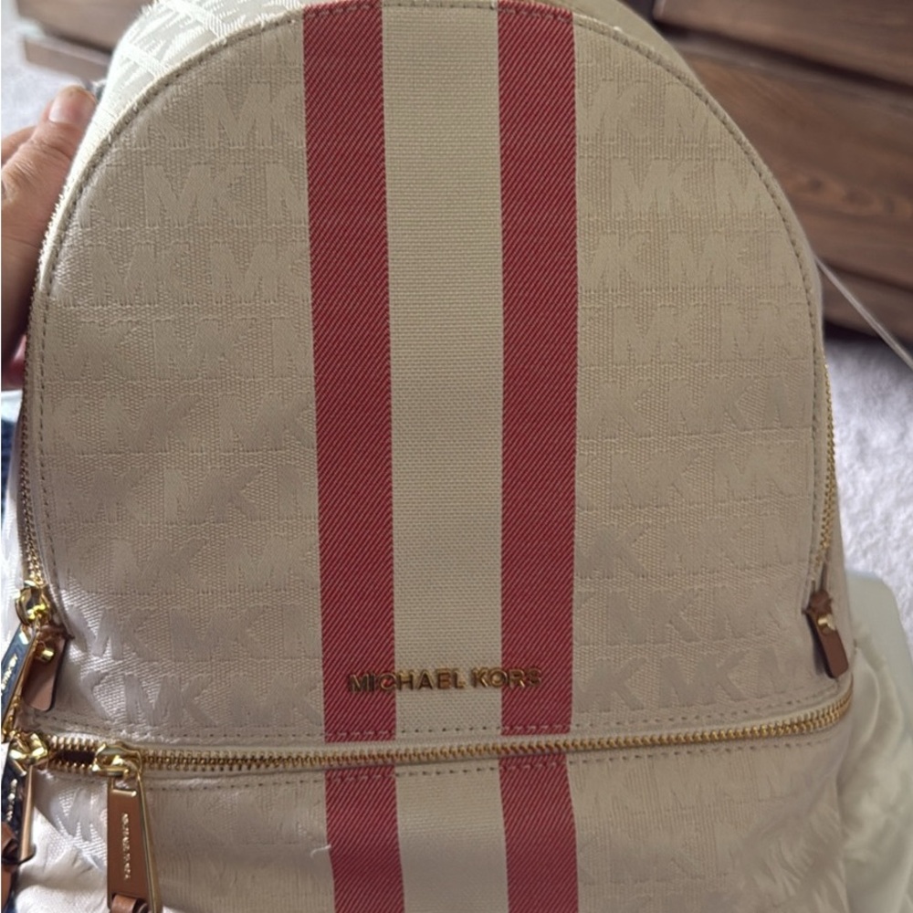 Brand New Micheal kors